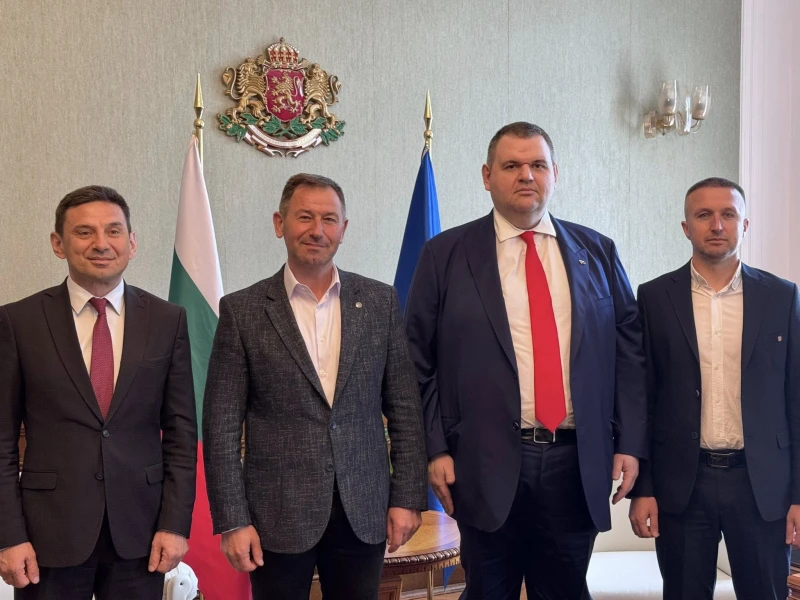 Пеевски включи общините на ДПС Мадан и Кирково към стратегията "Ново начало за развитие на регионите"