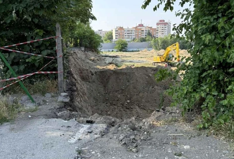 Осигурен е пешеходен достъп до кв. "Запад" в Асеновград, съставен е акт на строителя