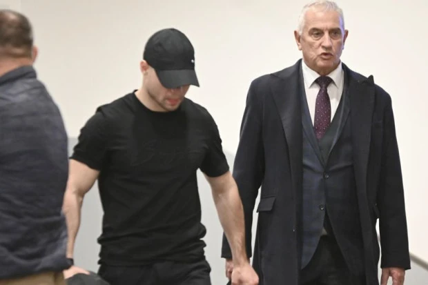 Адвокатът на прокурорския син: Съмнявам се, че е избягал зад граница. Нямам връзка с него