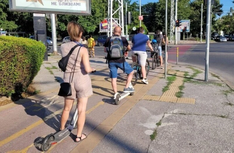 Община Пловдив въвежда правила за електрическите тротинетки и скутери