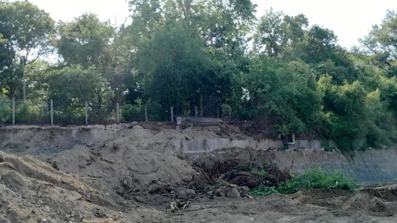 Увредената алея в Асеновград ще бъде възобновена и облагородена