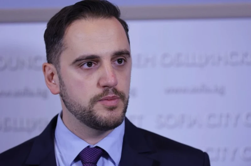 ������������� �� ��� �������� ������� ����� �� ������ ������� �� ��������� �� ������� � �����