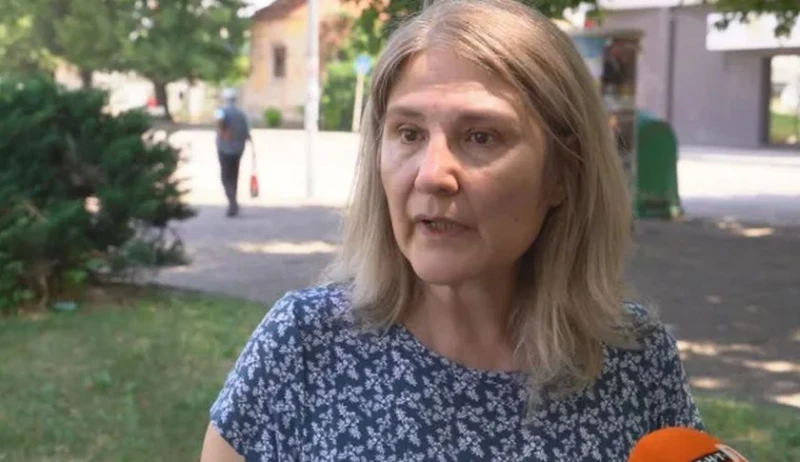 Майката на битото българче: Има порезна рана на лявата буза, правят му вливани