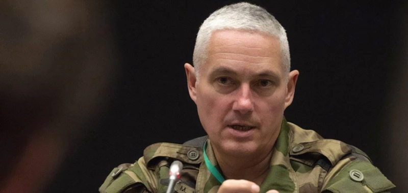 Генерал Мишел Яковлеф: Оптимистичната Русия, заслепена от Тръмп, не вижда най-големия си проблем