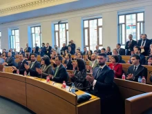 ����� ��������, ��-�� � ���: �� �������� ���������� ����� � ����������� �� �������� ����� ��-����� ����� �� �����