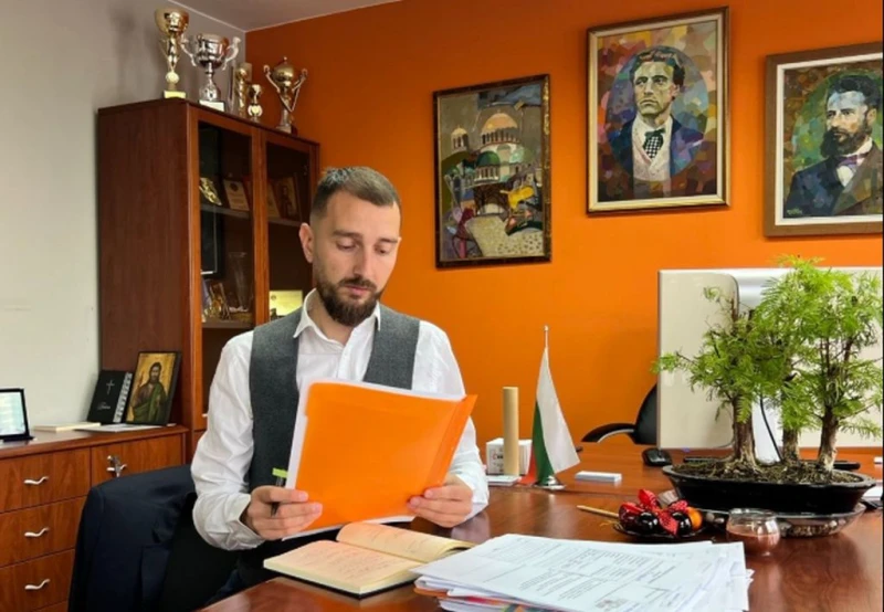 И кметът на "Младост" отговори на Петков за "кадровата грешка": Защитил съм един от основните принципи - никаква толерантност към корупционни практики