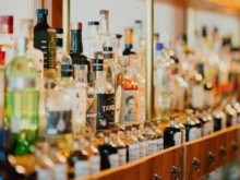 Популярен туристически град в Португалия забранява продажбата на алкохол през нощта