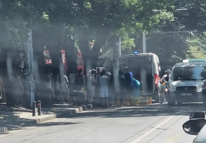 Кола блъсна възрастна жена в Стара Загора