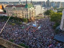 МВнР с предупреждение заради мащабен протест в Сърбия