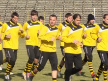 "Errea" облича Ботев и през следващия сезон