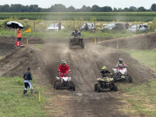 40-метрови скокове и скоростни битки завладяха полигона Godzilla MX Track в Сандрово