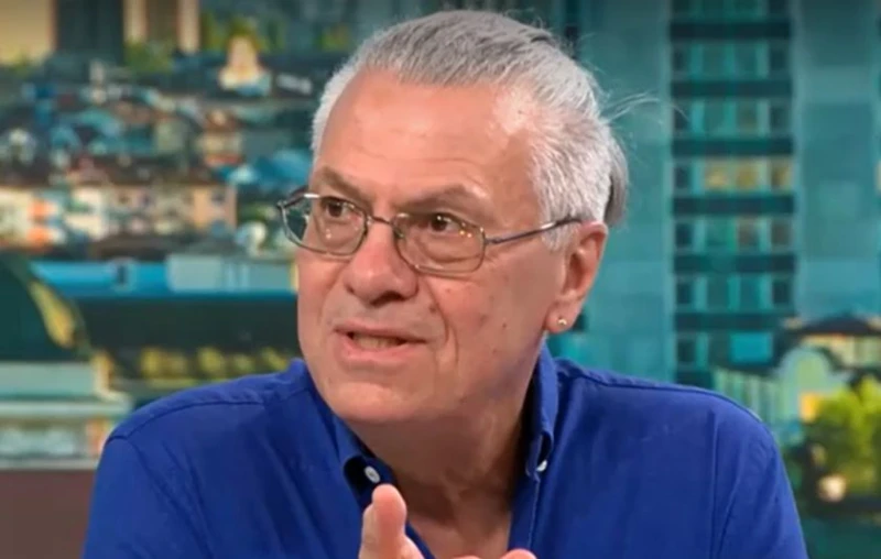 Иван Лечев: Баща ми ме чу да пея. На другия ден се оказах с цигулка в ръцете
