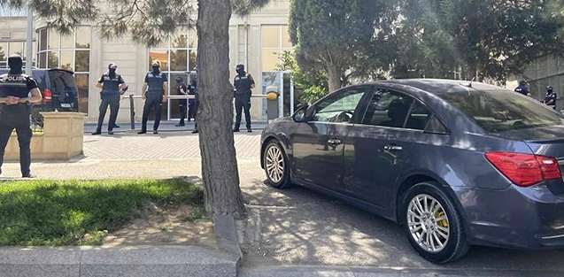 Властите в Азербайджан обискираха офисите на агенция "Спутник", задържани са и двама "агенти на ФСБ"