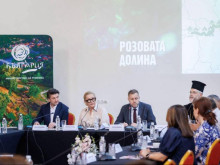 Свещени места от Долината на розите оживяват в нов пътеводител на България