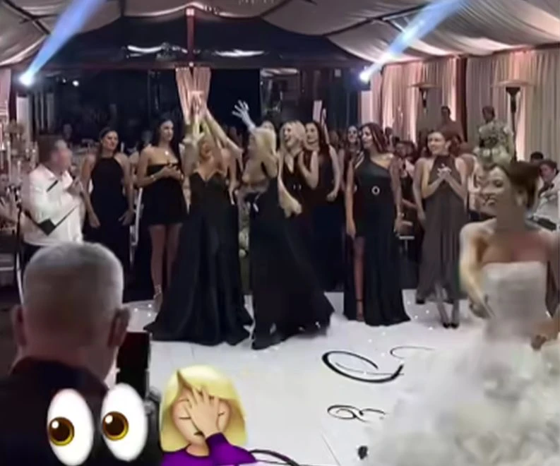 Емануела ще стяга сватба