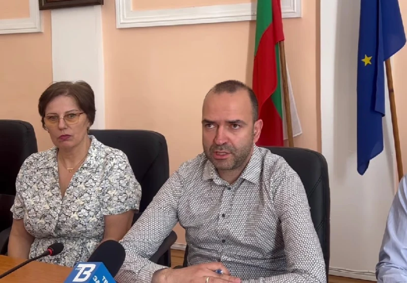 Кметът на Кюстендил се мотивира защо освободи заместника си Иванчов: Загубих доверие в него