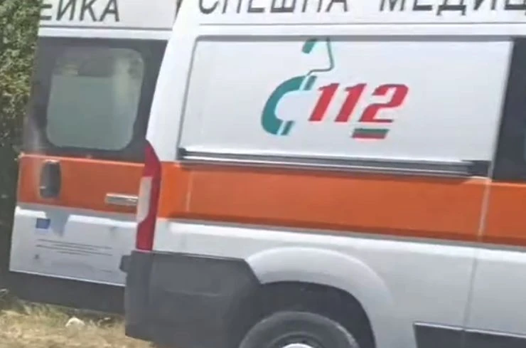 Шофьор е в болница след челното ПТП край Пловдив