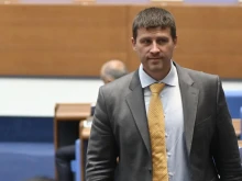 Ивелин Михайлов: Видя се кой командва парада. Борисов може да каже, че кабинетът е на Пеевски