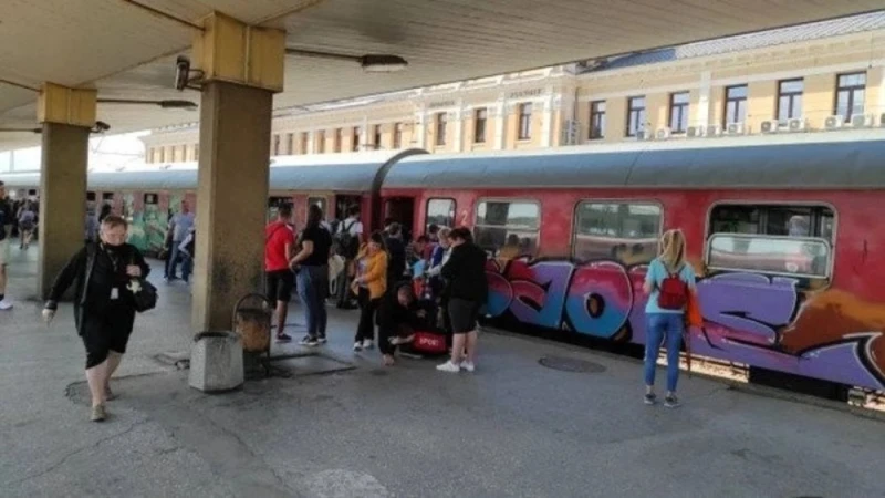 Промени в съставите на някои влакове, които минават през Пловдив, от утре