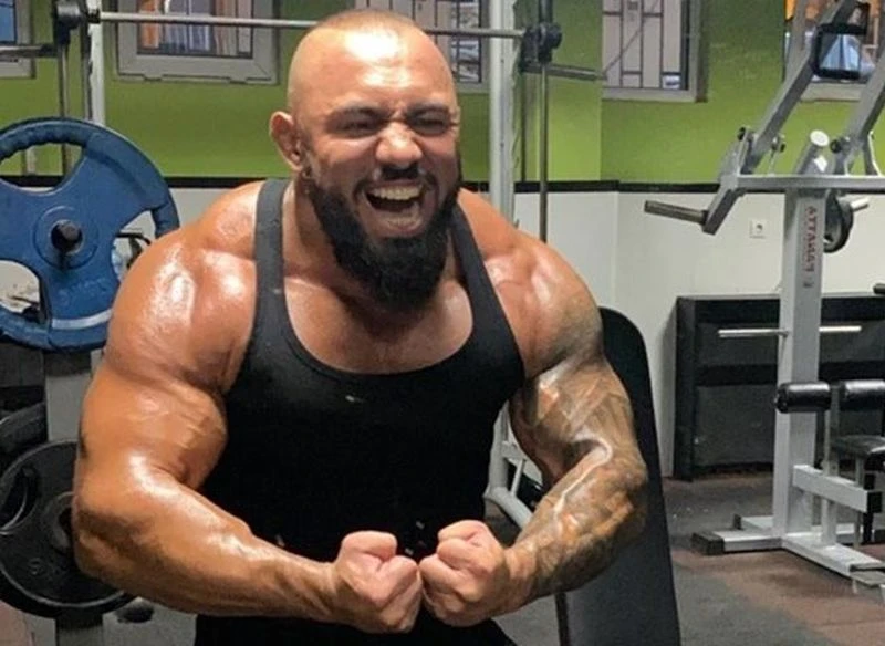 Охрана с бронежилетки доведе килъра на Тути в съда в Пловдив