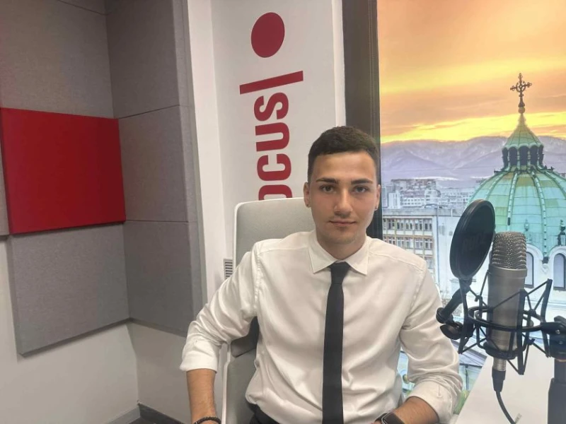Студентът, организирал протеста срещу високите такси: Висшето образование в България е в дълбока криза, ако не е и пред фалит