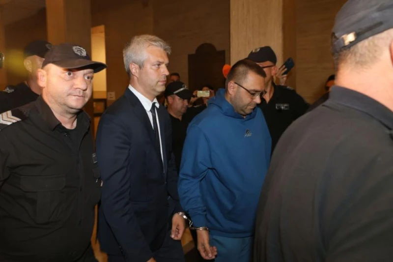 Благомир Коцев остава в ареста