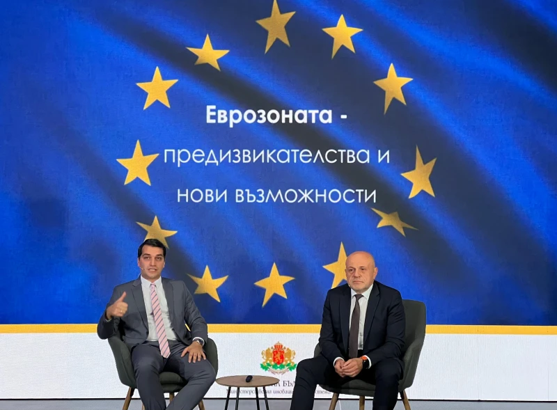 Томислав Дончев: Приемането на еврото не е сред рисковете, които ни крие бъдещето