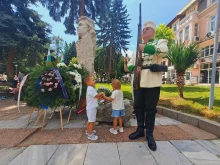 Почит и цветя за Апостола в Кюстендил