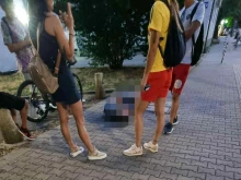 Мъж припадна в столичен парк, погълна наркотици и избяга