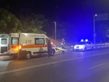 Кола блъсна дете, карало велосипед в 1 часа през нощта