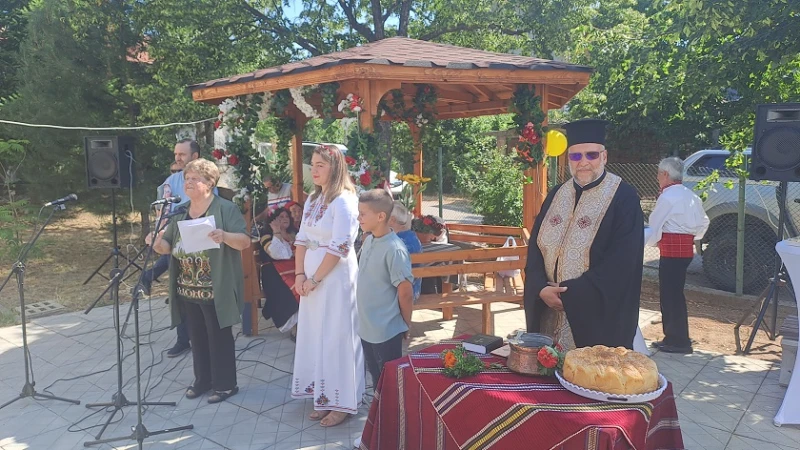 В село Николичевци откриха нова читалищна сграда