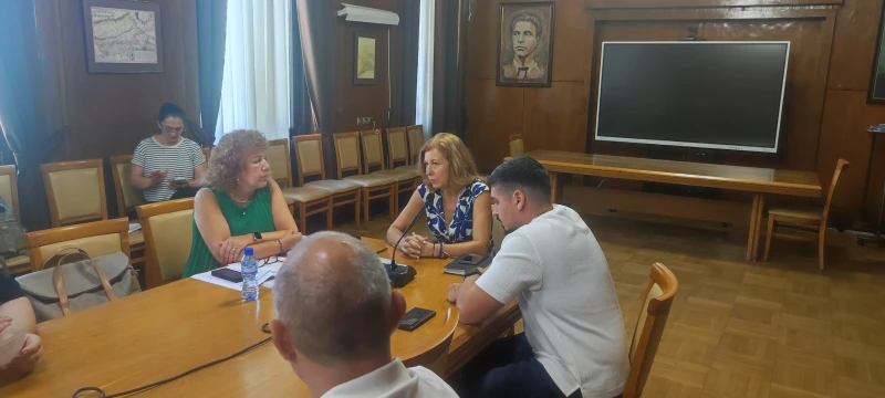 Зам-кмет на Бургас: Сечта по ул. "Асен Златаров" е единственият вариант за ремонт