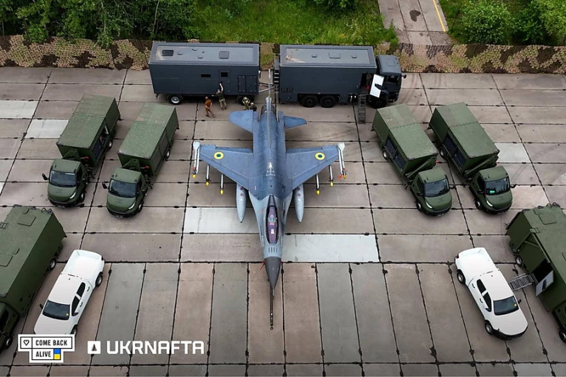 Украйна е разработила "уникални мобилни системи" за обслужване на F-16