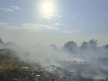 Огнеборците локализираха пожара в Сакар