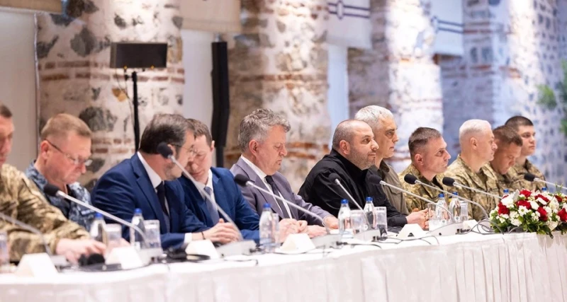 Украинската делегация пътува до Истанбул за преговори с Русия