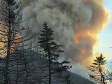 Пожарът в Коринт се разгоря отново, наредени са нови евакуации