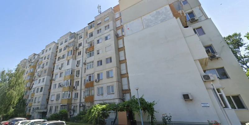 Собственик на агенция: Една 3-стайна панелка се превръща в лукс и не се продава много лесно, гарсониерите вървят като топъл хляб