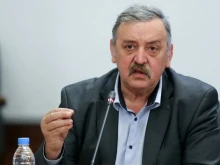 Проф. Кантарджиев: Който има рани да избягва да се къпе в морето