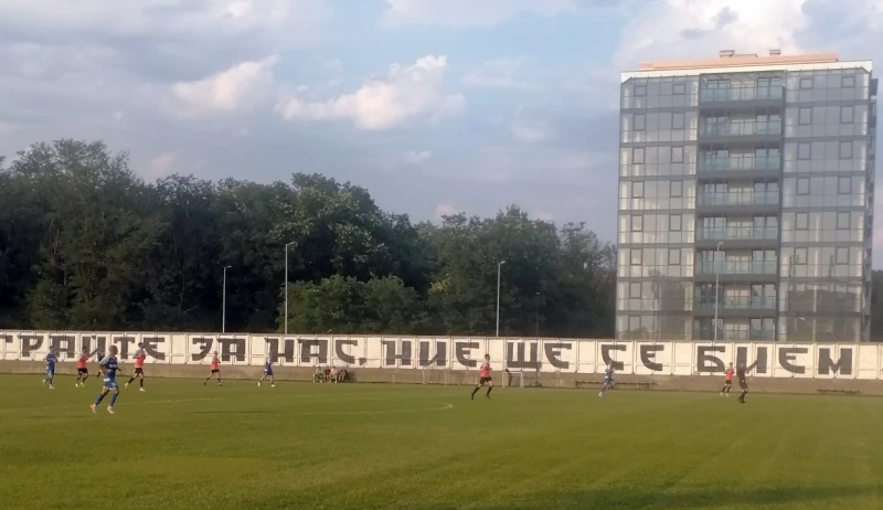 Вторият отбор на Локо загуби контрола на "Лаута" с гол от дузпа
