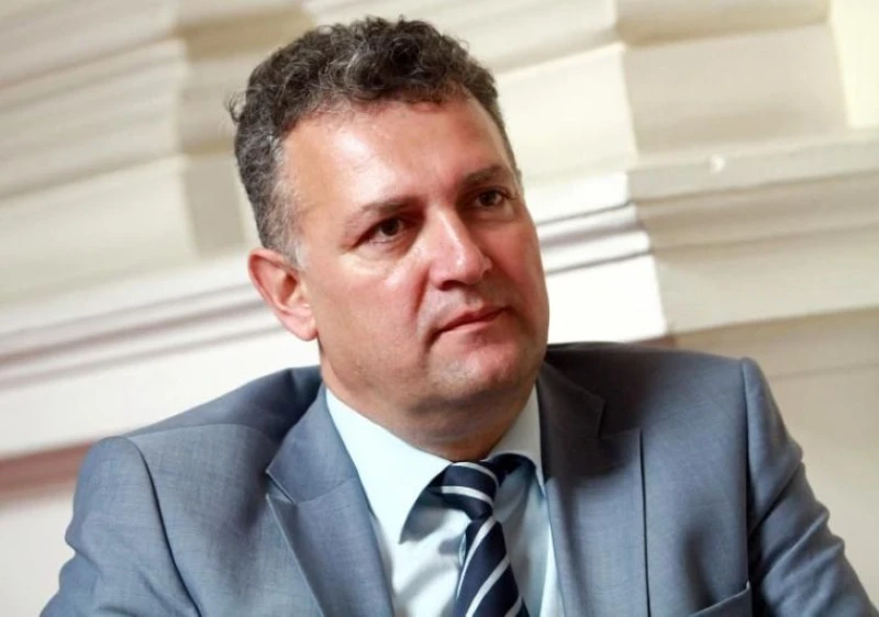 Валентин Николов: Изграждането на тези фабрики тук ще допринесе за развитието на науката