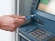 Приеха предложението да се увеличи броят на безплатните тегления от банкомат 