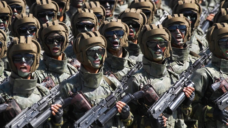 The Guardian: Военните сили на Северна Корея се трансформират на бойните полета в Украйна – защо тогава Сеул мълчи?