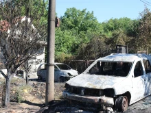 Пожарите в Русенско са овладени, изгоряха четири автомобила и две постройки