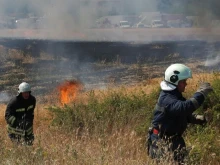 Военнослужещи участват в гасенето на големите пожари в Благоевград, Хасково и Ямбол