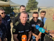 Самолети и хеликоптери се включват в битката с най-големия пожар в страната – този в Пирин