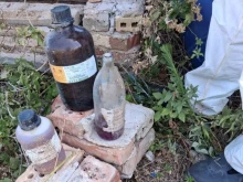 Обезвредени са опасни химически вещества, открити в самосрутила се постройка в Стара Загора
