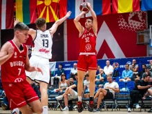 Зверска последна четвърт донесе първа победа за България на Евробаскет до 18 години