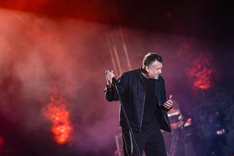 ���� ����� � 25 ������ �� �������: ������� ������� � ����������� ����� ������ ��� �����
