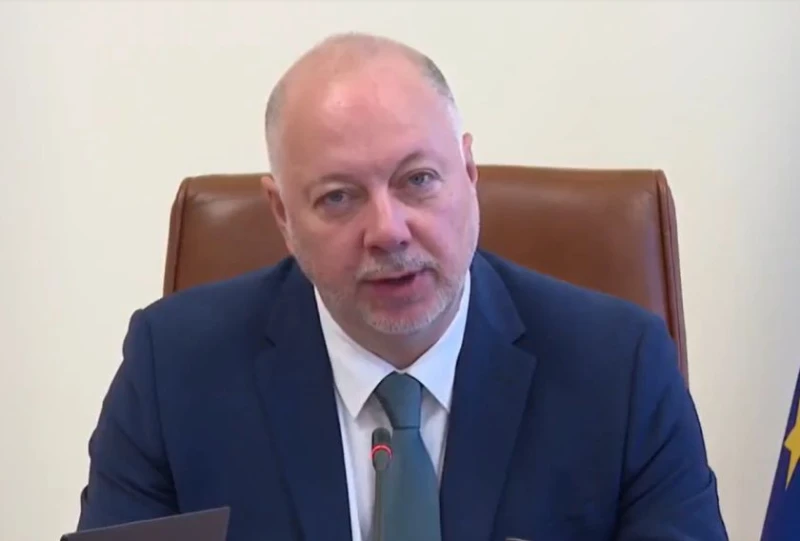Премиерът: Самолетите, които очакваме от Швеция, ще бъдат ангажирани през целия август