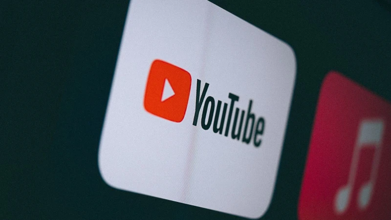Забраняват YouTube на тийнейджърите в Австралия